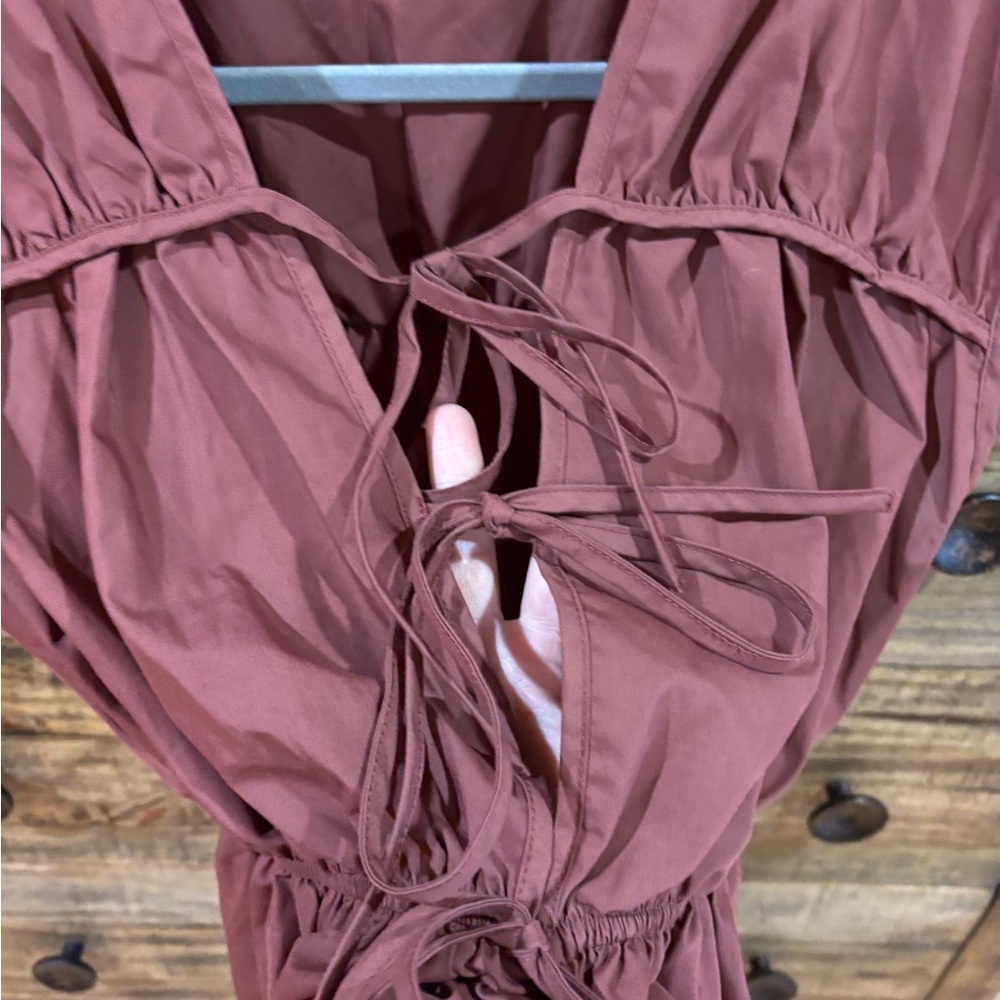SHEIN Women's Ruffled Blouse‎ - Picture 4 of 6